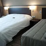 Hotel Mercure Rouen Val De Reuil 4*