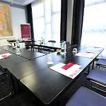 Hotel Mercure Rouen Val De Reuil 4*
