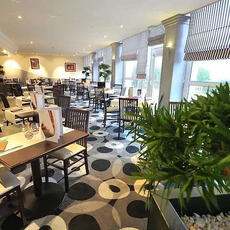 Mercure Rouen Val De Reuil