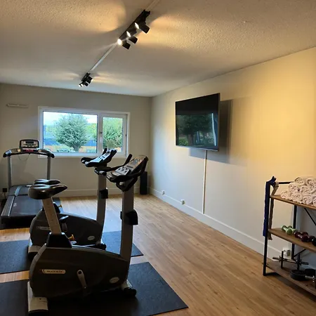 Hotel Mercure Rouen Val De Reuil 4*