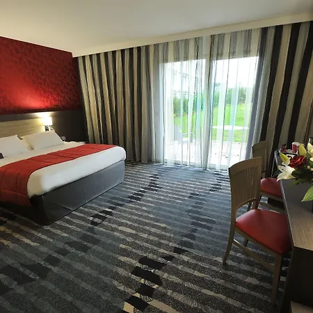 Hotell Mercure Rouen Val De Reuil