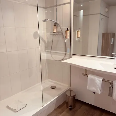 Mercure Rouen Val De Reuil Hotel