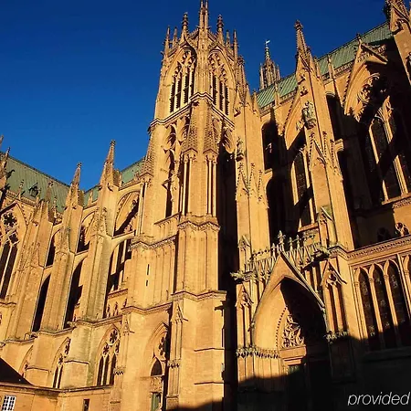 Mercure Rouen Val De Reuil Hotel 4*