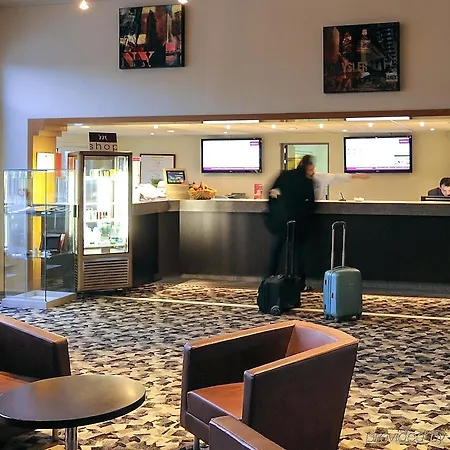 Mercure Rouen Val De Reuil Hotell 4*