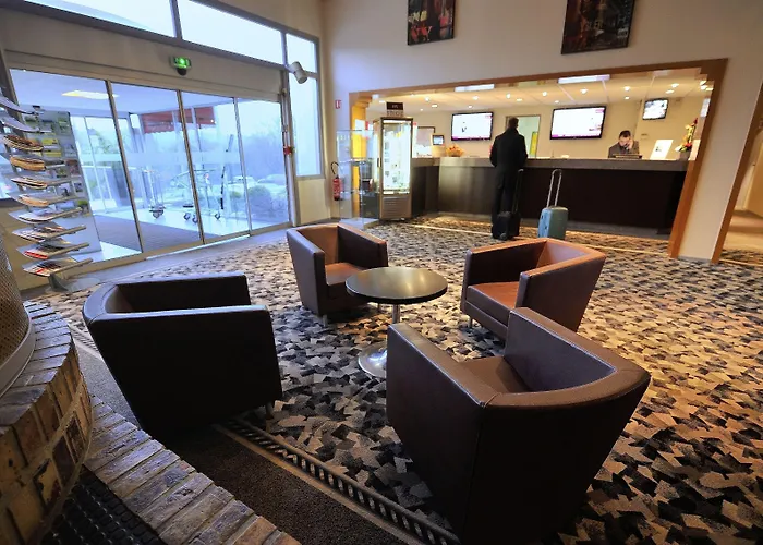 Hotel Mercure Rouen Val De Reuil 4*