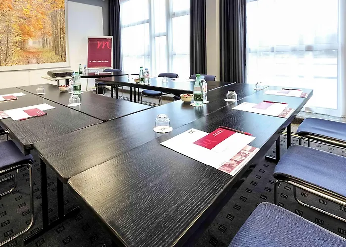 Mercure Rouen Val De Reuil Hotel Val-de-Reuil