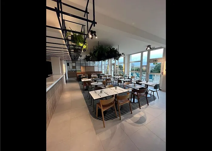 Mercure Rouen Val De Reuil Hotel Val-de-Reuil