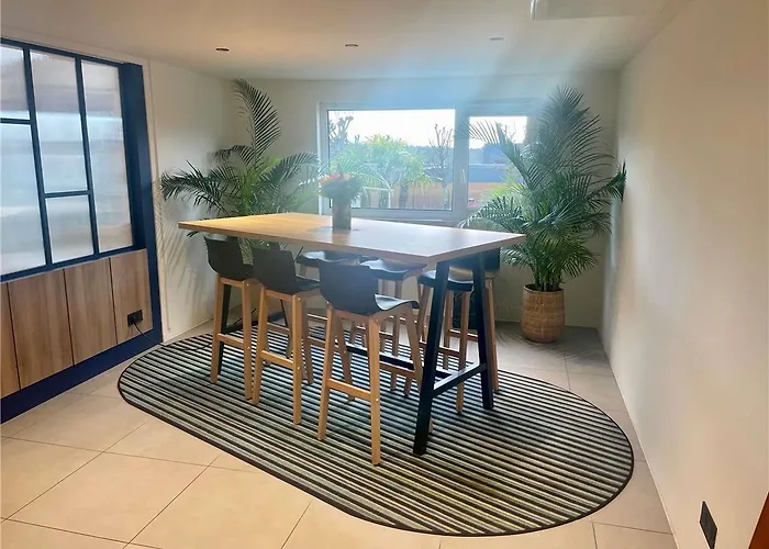 Hotel Mercure Rouen Val De Reuil 4*